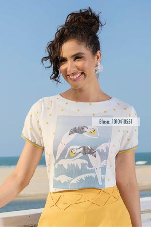 Blusa Baby Look Com Manga Diferenciada