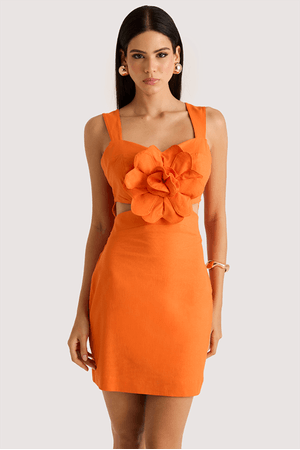 Vestido Plano Curto Com Flor E Vazado