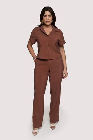 Conjunto De Blusa Pespontada Com Gola E Calca