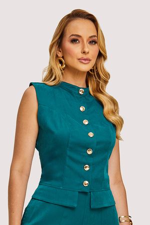 Blusa Cropped Com Botoes Aplicados E Gola