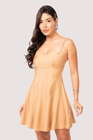 Vestido Plano Curto Com Nesgas